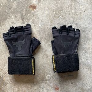Under Armour Project Rock Workout Gloves